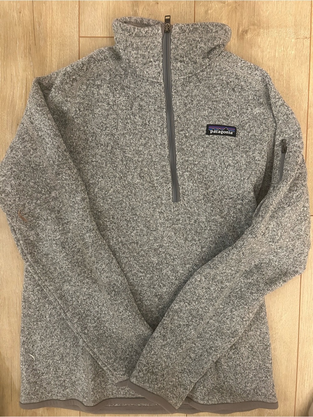 Patagonia Men’s Heather Gray Half-Zip Sweater